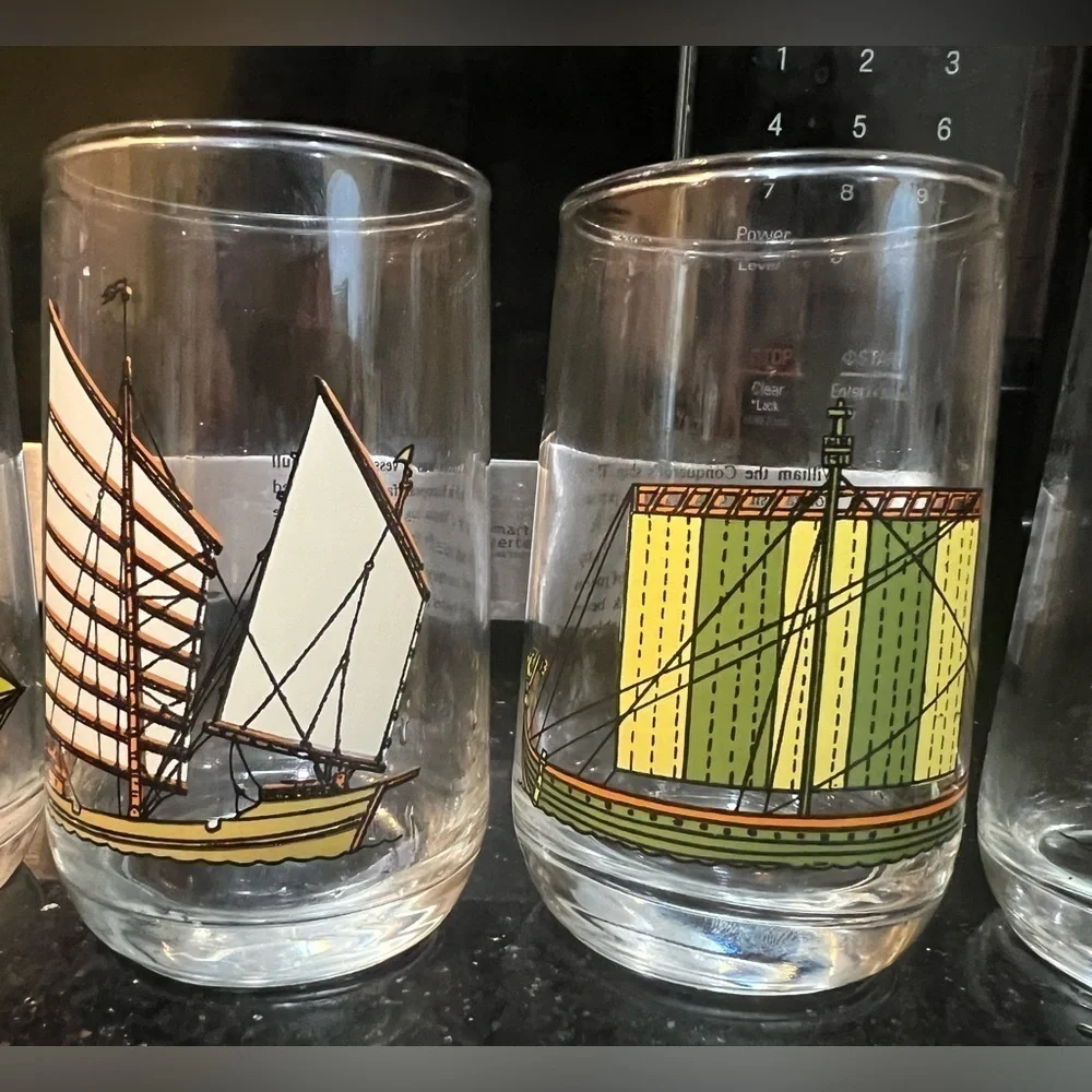 Vintage 1970s Brockway Historic Sailing Ship Collection Drinking Glasses